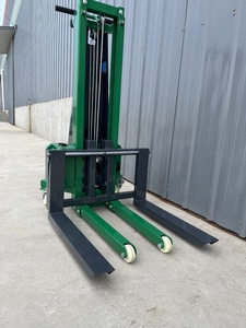 Chariot élévateur électrique portable télécommandé, capacité de charge 300 kg, hauteur de levage 1,2 m - 1,6 m, bras de fourche réglables, utilisation en entrepôt - Product Image 3