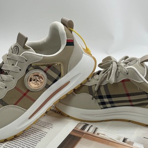 Wholesale High Quality Sneakers Men's or Women's Walking Shoes Autumn Spring Season Designer Rubber Sole - Product Image 1