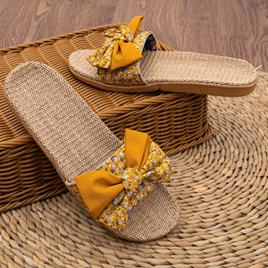 Nuovo fiocco estivo per interni con fiori a pois pantofole di lino per le donne pantofole di lino da donna traspiranti antiscivolo per la casa - Product Image 6