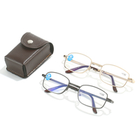 Lunettes de lecture pliantes anti-bleu à monture complète en métal pour hommes et femmes, boîte de transport pouvant accrocher des lunettes de lecture confortables à la taille.