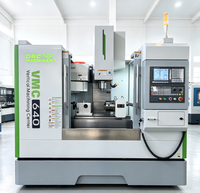 Mini-fraiseuse verticale chinoise à 4 axes de haute précision avec commande GSK, broche BT40 et changeur d'outils automatique