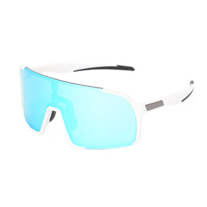 Lunettes de cyclisme avec monture Tr90, verres en polycarbonate, verres remplaçables, protection UV, sports de plein air, lunettes sphériques à monture intégrale pour hommes - Product Image 2