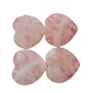 Rouleau de massage facial en pierre de cristal rose en forme de cœur, 4 cm, pour le soin du visage - Product Image 4