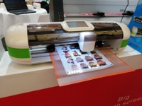 Plotter de Corte de Vinilo Industrial Mini A3/A4 de 430 mm, Pantalla a Color de 4.3 Pulgadas y Cámara, Corte de Contorno, Motor Paso a Paso