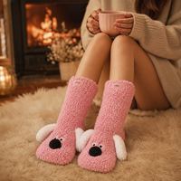 Chaussettes d'intérieur douces et moelleuses en peluche 3D motif chiot pour femme, idéales pour l'hiver et la maison