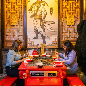 Đồ nội thất nhà hàng thiết bị lẩu không khói cho sử dụng ngoài trời Trung Quốc phong cách Shu chiến binh bàn ghế kết hợp thiết kế hiện đại - Product Image 6