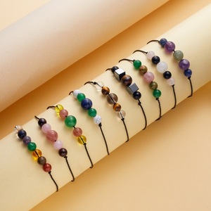 Pulsera <span class=keywords><strong>de</strong></span> cuentas <span class=keywords><strong>de</strong></span> piedras preciosas a granel al por mayor para calmar la tarjeta <span class=keywords><strong>de</strong></span> la suerte Sunstone Howlite Sodalite Energy Healing Chakra Cord Bangle - Product Image 6