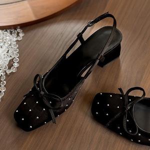 Les <span class=keywords><strong>sandales</strong></span> bandeau à boucle monobloc avec talons en caoutchouc épais et tissu noir ne sont pas facilement rayées, douces et ne se déforment pas - Product Image 4