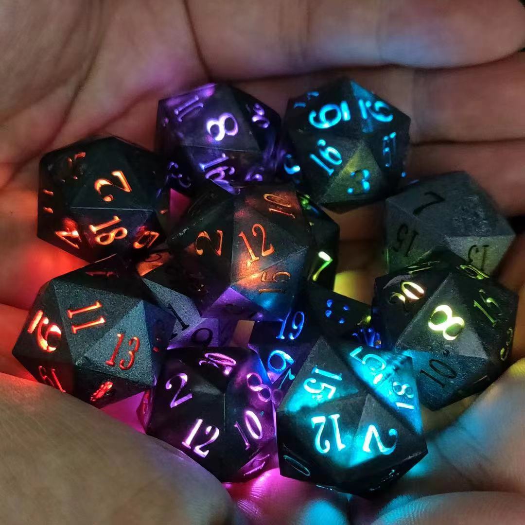 WaaTfdca Light Up Dice D&D Dungeons and Dragons Polyhedral Dice Set Balanced LED Flashing Light Role Playing Game