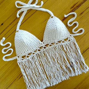 Bikini de Ganchillo Hecho a Mano con Borlas - Product Image 1
