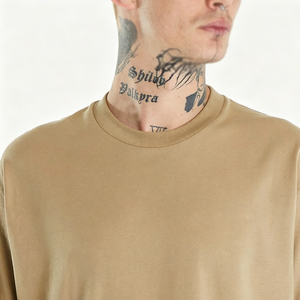 Collection de t-shirts graphiques à la mode-Imprimés artistiques audacieux, esthétique vintage et styles streetwear modernes pour hommes et femmes - Product Image 3