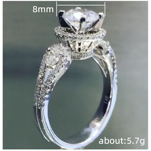 Anello di Fidanzamento da Donna Q034 in Oro Bianco 14K con Diamante Taglio Brillante Rotondo Colore G Design Halo - Product Image 5