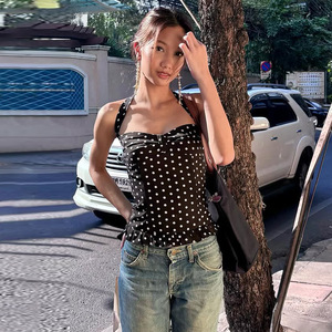 Débardeur Femme Printemps-Été Respirant, Style Doux, Coupe Slim, avec Ourlet à Volants, Design Tendance pour le Street Style - Product Image 1
