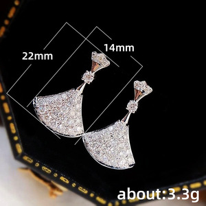 Orecchini pendenti a ventaglio da donna, stile francese, con accenti in cristallo, eleganti, gioielli di tendenza, per uso quotidiano - Product Image 5