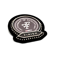 Étiquette en cuir avec logo métallique 3D personnalisé, étiquette de col de vêtement en cuir microfibre noir de qualité supérieure, marque de commerce cousue ornée de strass