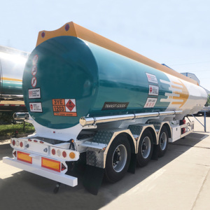 Remorque citerne à carburant 3 essieux 45000 litres 50000 litres de capacité Remorque citerne à carburant diesel essence à vendre au Zimbabwe - Product Image 3