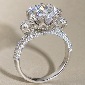 Anello Stile Testa di Toro con Moissanite per Donne, Gioiello da Dito Alla Moda e Scintillante - Product Image 5