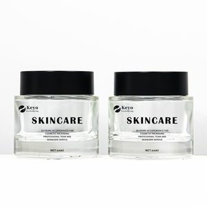 Tarros de cristal de mantequilla corporal crema esmerilada con logotipo personalizado 100g de fondo grueso cosmético de alta calidad con tapa negra - Product Image 1