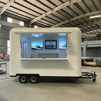 Camion de restauration rapide personnalisé avec équipement complet, grill à hamburgers et machine à boissons glacées
