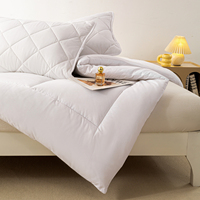Couette carrée blanche avec garnissage en microfibre douce, toutes saisons, pour hôtel, vente en gros, logo personnalisé