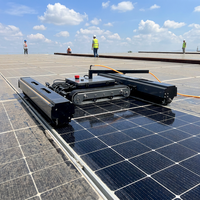 Machine de nettoyage de panneaux solaires SUNNOVA L1 200m télécommandée, 4 capteurs, anti-chute, pour toits raides, 20 brosses de nettoyage