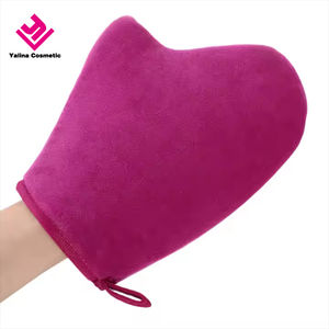Gant autobronzant en velours pour applicateur de lotions avec logo personnalisé en vente - Product Image 4
