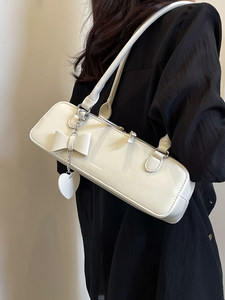 Bolso de Mano Pequeño Premium para Mujer, Estilo 2026, Versátil, Tipo Bandolera para Llevar Bajo el Brazo - Product Image 4