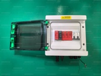 Boîtier de Combinaison PV XDC 1000V 1 Entrée 1 Sortie avec Fusible, SPD et Disjoncteur 63A, Boîtier de Protection de Panneaux Solaires Étanche IP65