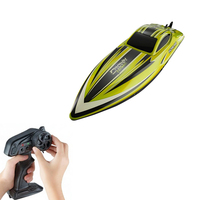Bateau télécommandé de luxe HJ818 35KM/H haute vitesse 2.4G avec moteur à balais, portée de contrôle de 200M et éclairage nocturne