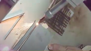 Máquina de Limpeza a Laser <span class=keywords><strong>3</strong></span> em <span class=keywords><strong>1</strong></span> para Remoção de Ferrugem 1000W 1500W 2000W Preço - Product Image 4