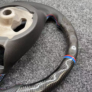Volant de voiture sport en cuir perforé personnalisé en fibre de carbone pour <span class=keywords><strong>BMW</strong></span> E90 E91 E92 E93 M3 Série 3 328i 330i 335d Série 1 <span class=keywords><strong>135i</strong></span> - Product Image 3