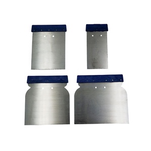 Juego de 4 piezas de relleno de cuerpo y esparcidores de masilla Juego de raspador de metal con asas Espátula Cuchillo de masilla de acero - Product Image 5