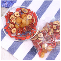Chinese traditionele gezonde rode rose bud, chrysant, rode goji berry, jujube gemengde bloem thee