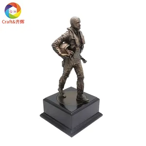 High Quality Metal Craft Custom Decorative Ornament Statue Bronze Soldier Portrait Statue Apex Game Collectible Statue