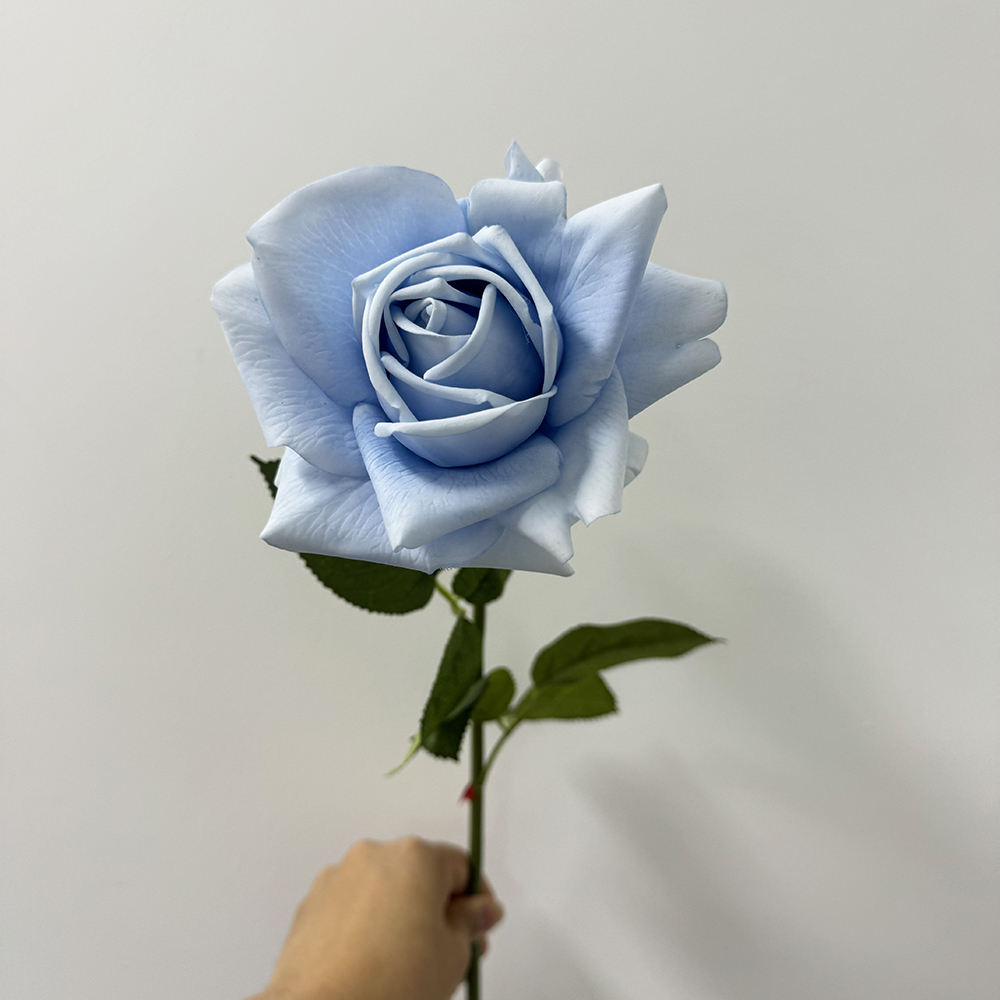 Blue rose heads 13cm
