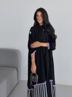 Nouvelle Abaya Hafizah noire et violette à bordure contrastante, ourlet rayé, devant ouvert, coupe ample, modeste, style Dubaï, pour femmes musulmanes, long manteau kimono, vente en gros