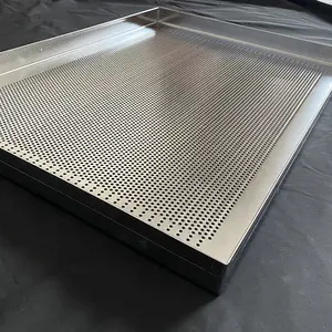 Bandeja para hornear horno de hoja de metal perforada de aluminio/acero inoxidable de tamaño personalizado de alto peso de carga