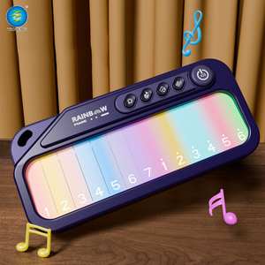 NUEVO <span class=keywords><strong>Piano</strong></span> de Juguete con Pantalla Táctil Rainbow Light para Niños, Teclado Electrónico Portátil de 13 Teclas, Juguetes Musicales de Aprendizaje Temprano para Niños Pequeños, CE - Product Image 1