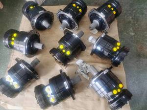 Moteur à piston hydraulique Poclain MS02/MSE02 pour machines de construction - Basse vitesse - Couple élevé 643-953 N.m - Product Image 2