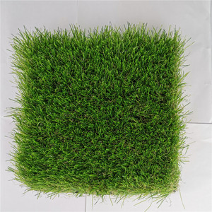2025 vente chaude 40mm vert + beige couleurs paysage herbe et haute densité gazon artificiel faux gazon tapis <span class=keywords><strong>rouleau</strong></span> - Product Image 4