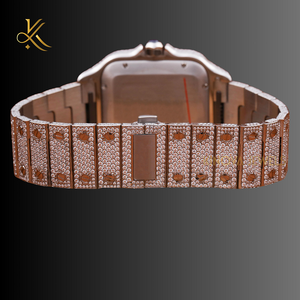 Reloj de cuarzo con diamantes Moissanite diseñado para lujo de precisión con elegancia brillante y construcción de calidad superior - Product Image 2