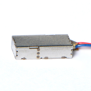 Vibrateur linéaire AC 2V 200Hz Rectangle Axe Z Moteur de retour haptique - Product Image 2
