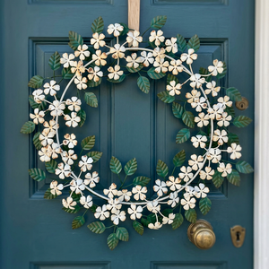 Corona Floral Rústica de Metal, Redonda, Hecha a Mano, Decorativa, con Flores, para Colgar en la Pared, Paquete Individual - Product Image 6