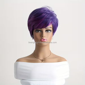 Nouvelle <span class=keywords><strong>perruque</strong></span> courte bouclée pour femme, dégradé violet avec frange, coiffure facile à poser, naturelle et multifonctionnelle - Product Image 2