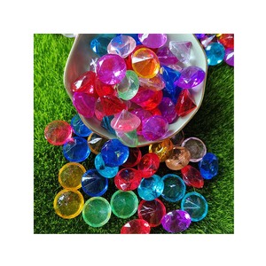 Vente en gros de vases acryliques en plastique de couleur mélangée 18*25mm en forme de diamant <span class=keywords><strong>Perles</strong></span> de remplissage Centres de table pour mariage - Product Image 3