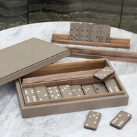 Ensemble de jeu en cuir élégant et moderne de luxe avec organisateur en bois imperméable et design Art Déco interactif, couleur personnalisée