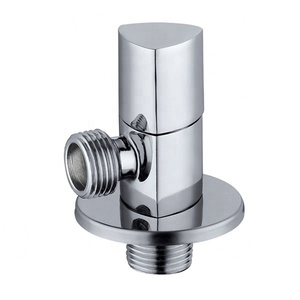 Raccord d'angle carré en laiton pour cuisine et salle de bain - Product Image 1
