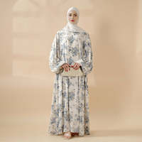 Abaya Maxi pour Femmes de Haute Qualité, Modeste, Grande Taille, en Polyester Sans Couture, avec Design Plissé, Extensible dans Quatre Directions, Vêtement Traditionnel Musulman