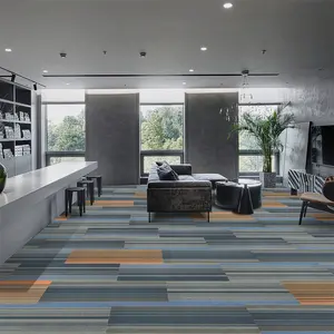 Pp表面地板地毯砖50x50用于商业办公酒店客厅