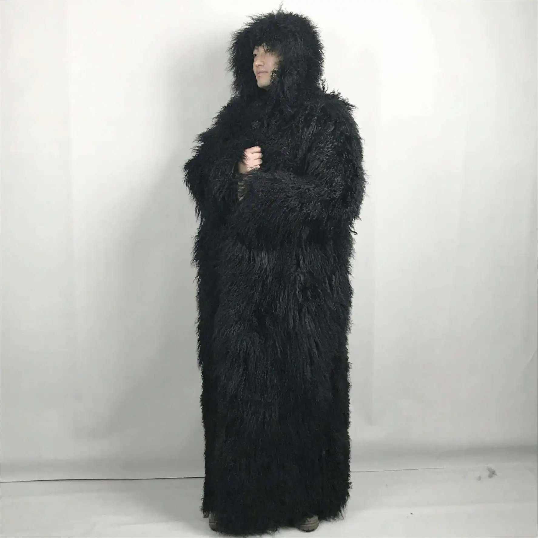 62 inç diz boyu kapşonlu erkekler moğol kuzusu kürk manto ekstra uzun zemin uzunluğu moğol kuzusu kürk manto